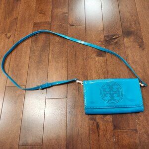 Tory Burch logo perforated patent bad in teal